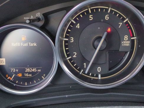 Used 2022 MAZDA MX-5 Miata RF Grand Touring image 9