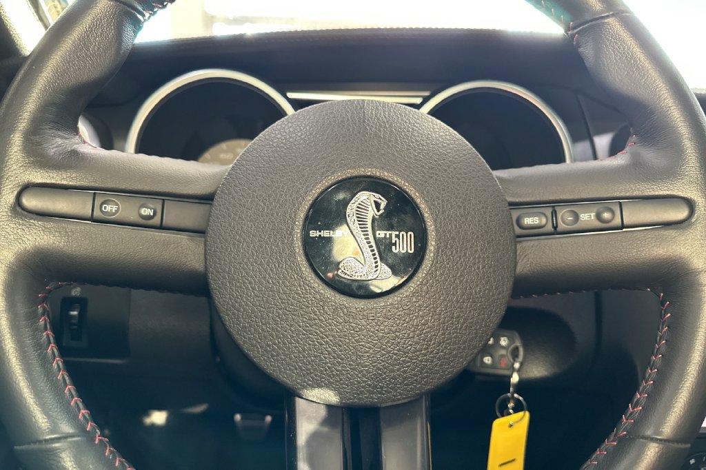 Used 2009 Ford Mustang Shelby GT500 RWD image 25