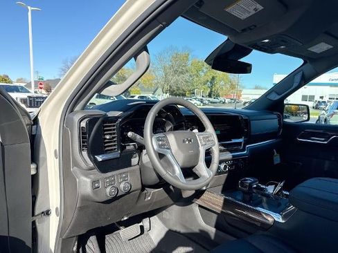 Used 2026 Chevrolet Silverado 1500 RST w/ Convenience Package II AWD/4WD image 10