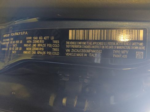 Used 2021 Jeep Renegade Latitude FWD image 33