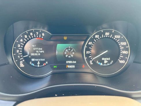 Used 2018 Lincoln MKC Reserve w/ Lincoln MKC Climate Package image 8