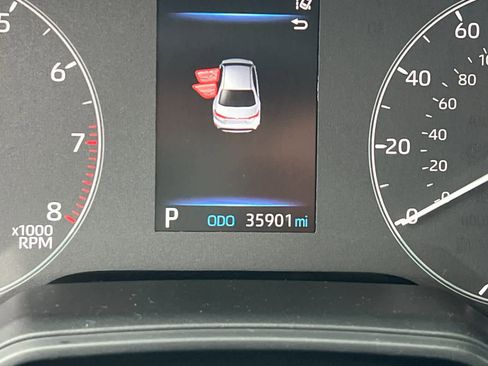 Used 2024 Toyota Corolla LE image 23