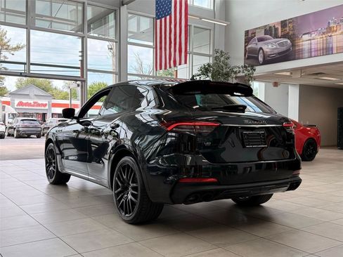 Used 2023 Maserati Levante Modena S AWD/4WD image 3
