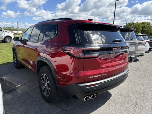Used 2025 GMC Acadia AT4 AWD/4WD image 5