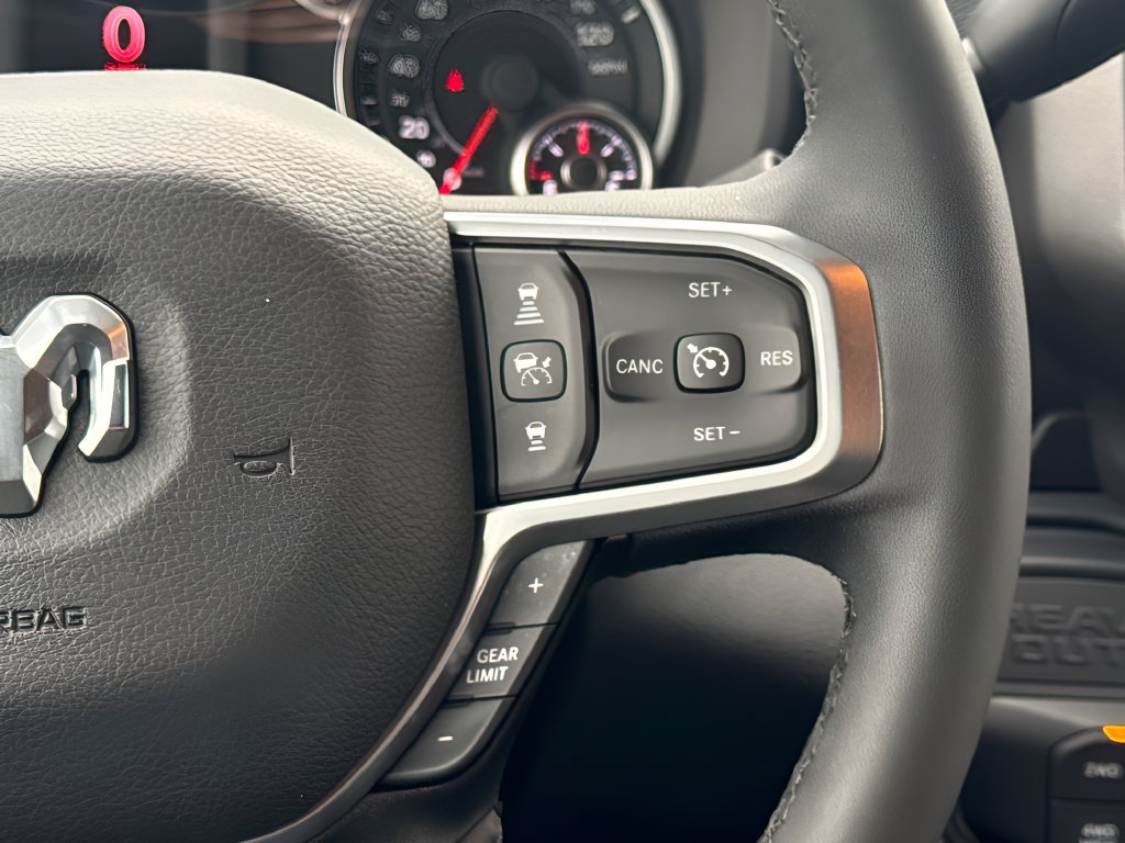 Used 2025 RAM 2500 Big Horn AWD/4WD image 14