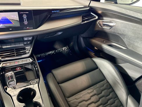 Used 2023 Audi e-tron GT Premium Plus w/ Performance Package image 21
