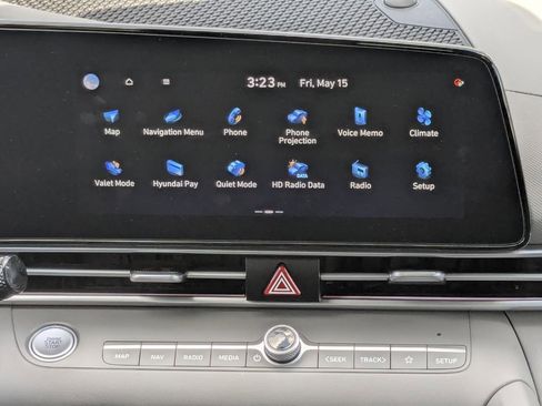 Used 2025 Hyundai Elantra SEL FWD image 20