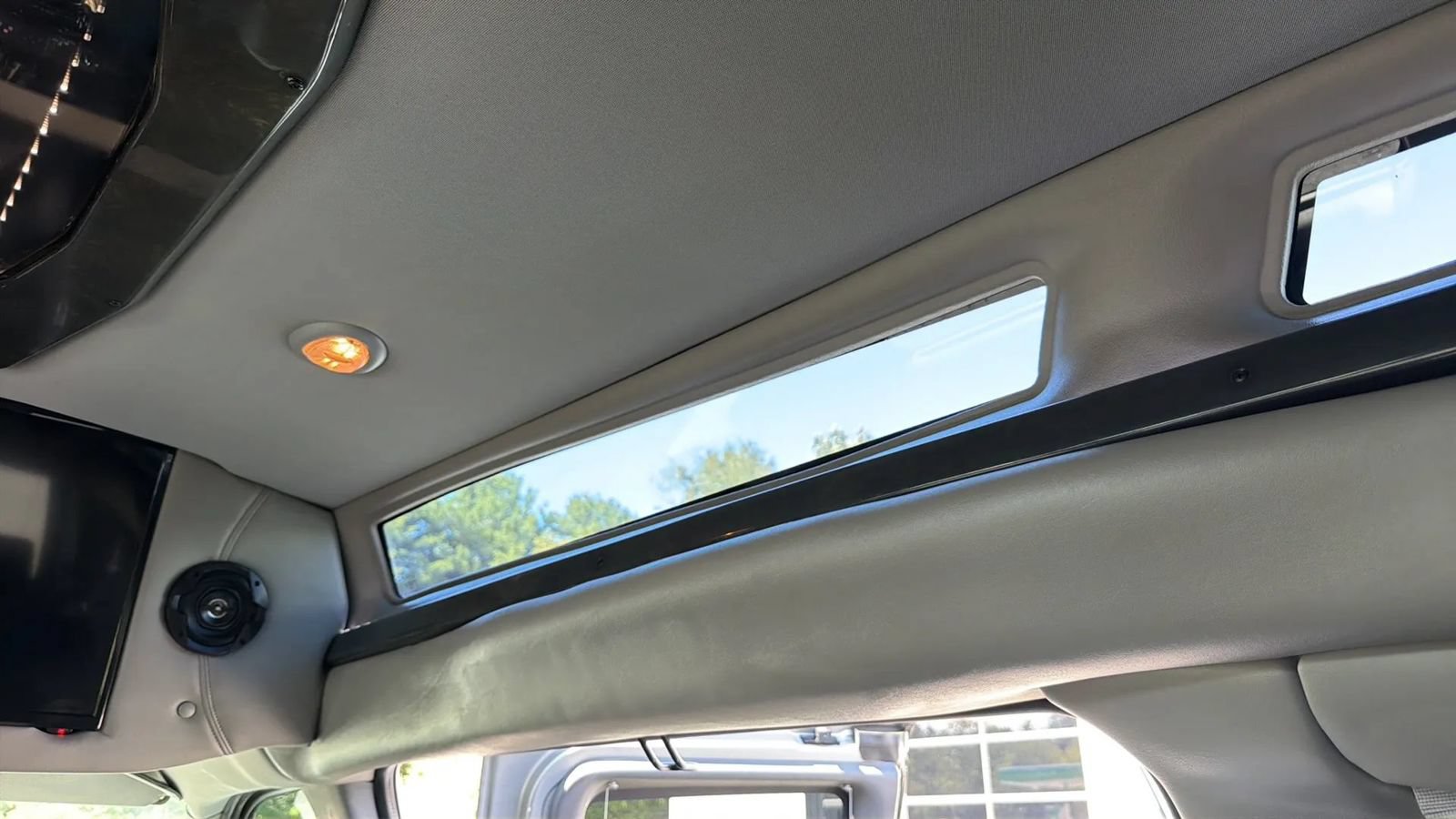Used 2019 GMC Savana 2500 w/ Enhanced Convenience Package RWD image 78