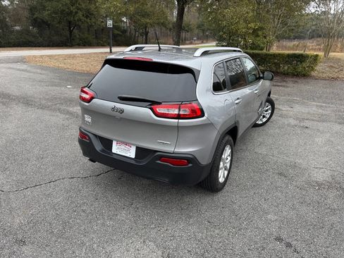 Used 2015 Jeep Cherokee Latitude image 6