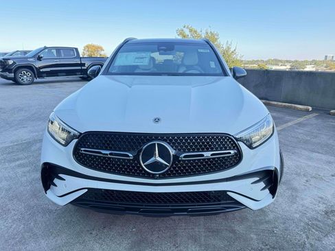New 2026 Mercedes-Benz GLC 300 image 2