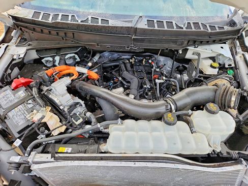 Used 2025 Ford F150 King Ranch w/ FX4 Off-Road Package AWD/4WD image 9