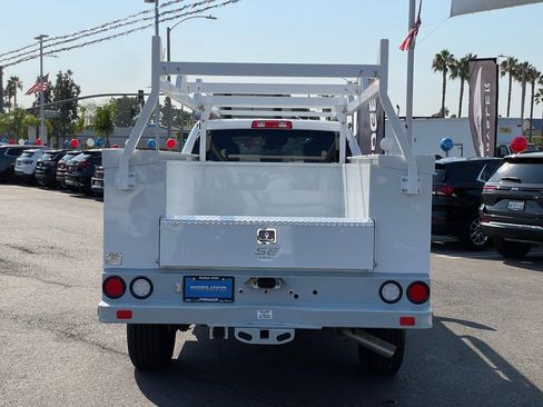New 2025 RAM 2500 Tradesman w/ Chrome Appearance Group image 4