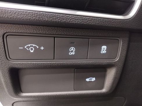Used 2025 Hyundai Sonata SE FWD image 21