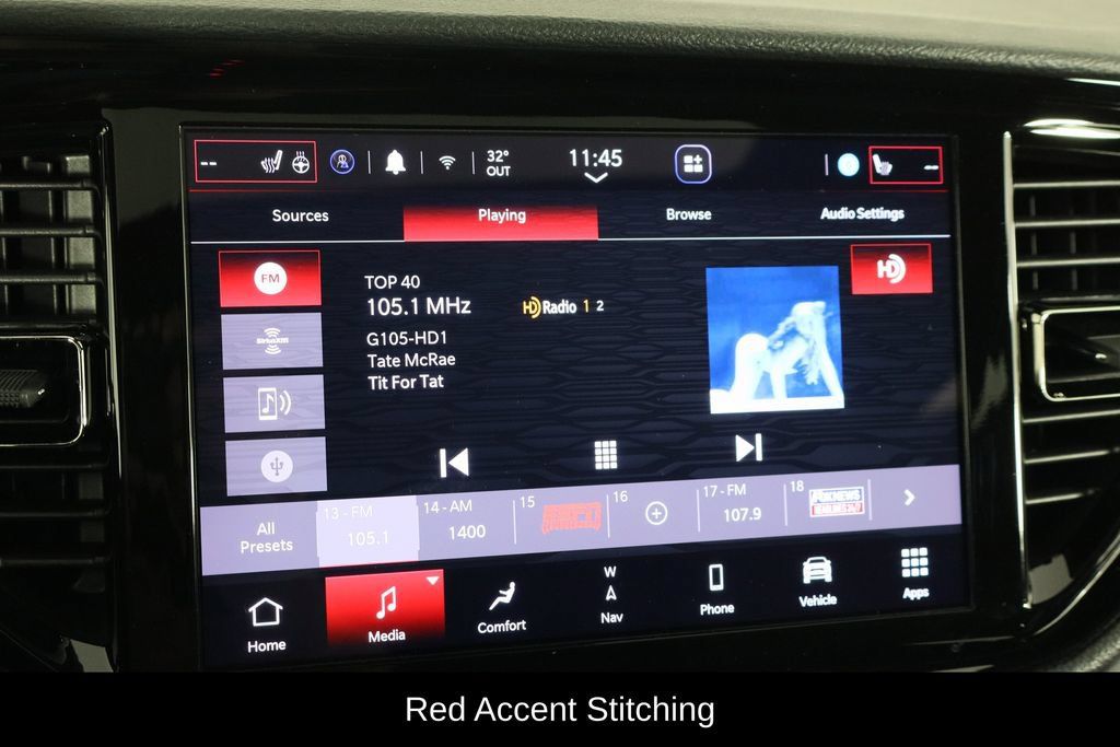 Used 2025 Dodge Durango GT AWD/4WD image 32