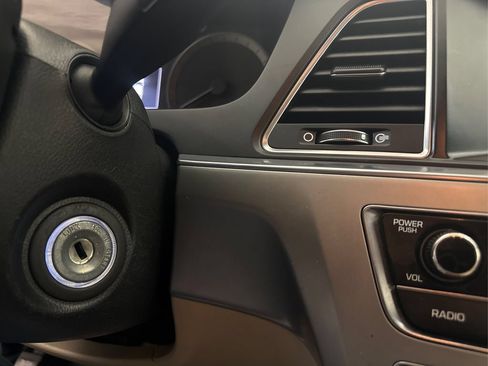 Used 2016 Hyundai Sonata SE FWD image 34
