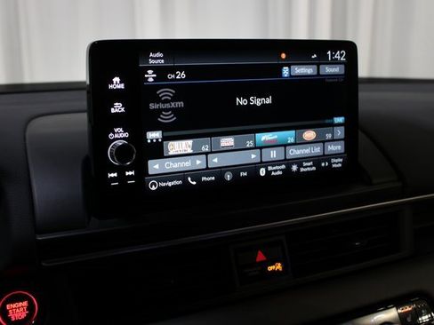 Used 2024 Honda Pilot Elite image 11