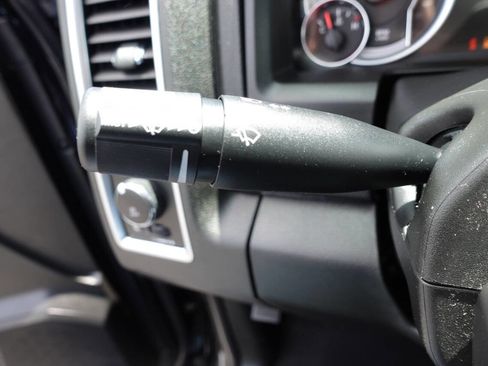 Used 2022 RAM 1500 Classic SLT w/ Electronics Convenience Group AWD/4WD image 53