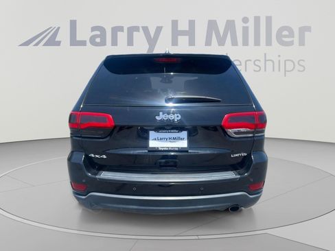 Used 2018 Jeep Grand Cherokee Limited AWD/4WD image 4