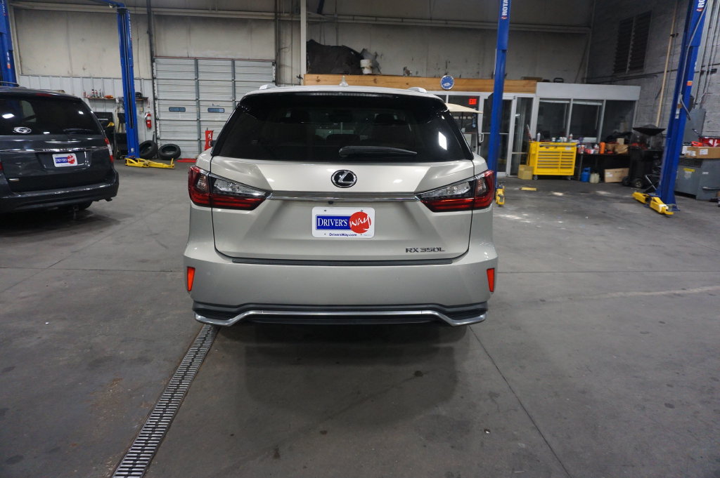 Used 2021 Lexus RX 350L FWD w/ Premium Package image 23