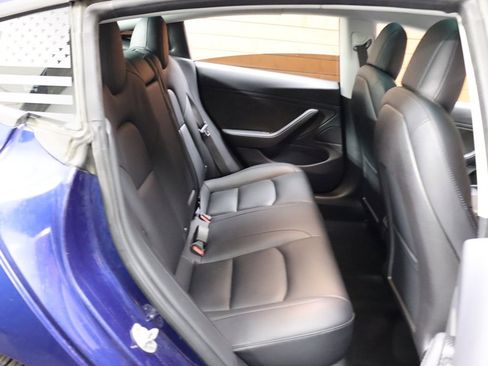 Used 2018 Tesla Model 3 Long Range image 32