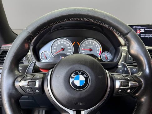 Used 2015 BMW M4 Coupe RWD image 22