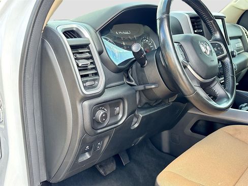 Used 2021 RAM 1500 Big Horn AWD/4WD image 10