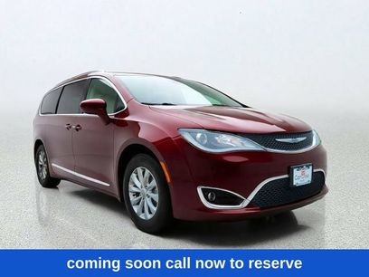Used 2018 Chrysler Pacifica Touring-L Plus