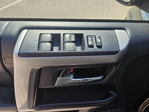 Used 2018 Toyota 4Runner SR5 AWD/4WD image 14