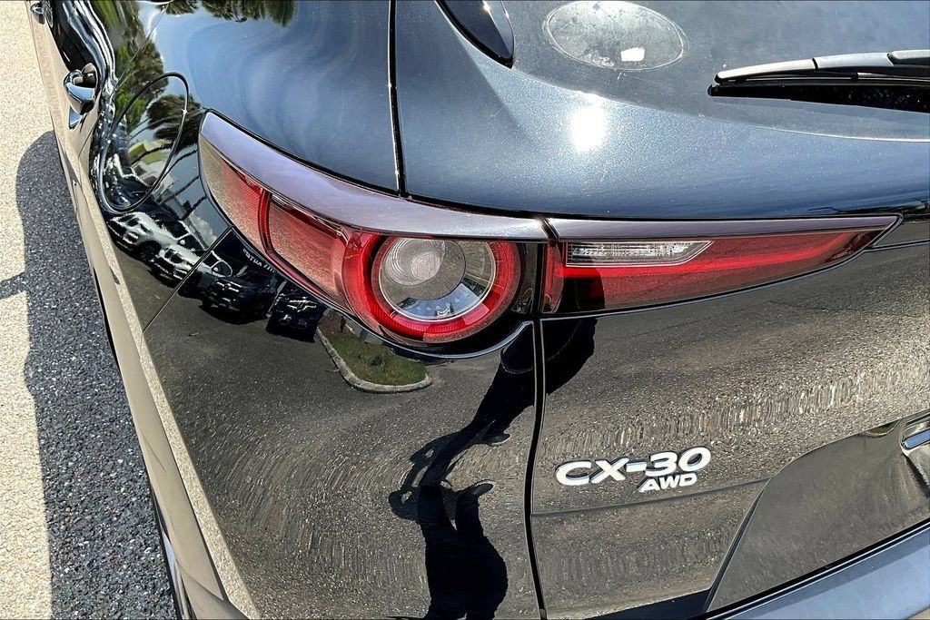 Used 2022 MAZDA CX-30 AWD 2.5 S w/ Select Package image 16