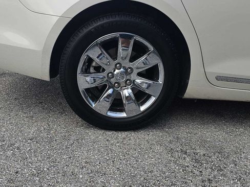 Used 2011 Buick LaCrosse CXL AWD/4WD image 10