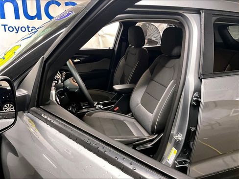 Used 2025 Chevrolet TrailBlazer LT image 10