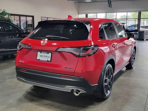 Certified 2025 Honda HR-V Sport image 5