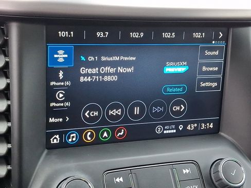 Used 2023 GMC Acadia AT4 w/ Technology Package image 20