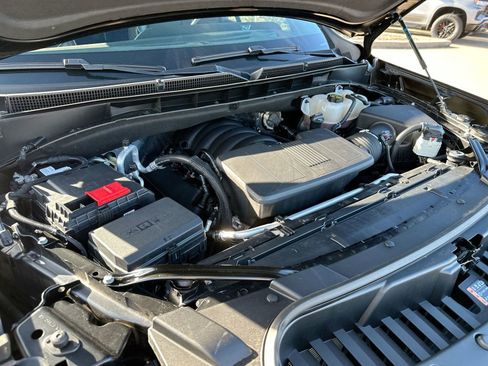 Used 2023 Cadillac Escalade ESV Premium Luxury image 27