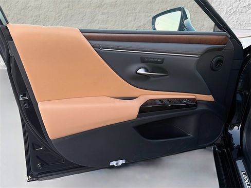 New 2025 Lexus ES 350 w/ Premium Package image 22