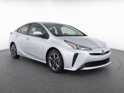 Certified 2019 Toyota Prius Limited FWD image 2