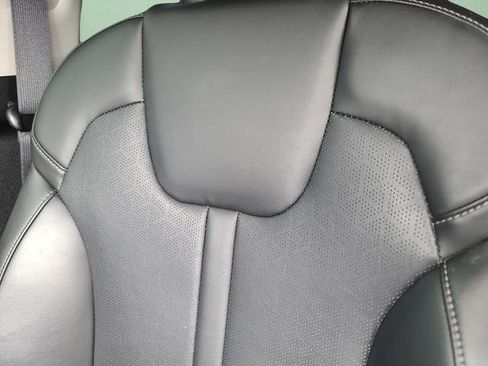 Used 2021 Kia Sorento SX image 46