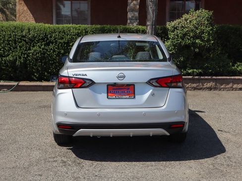Used 2023 Nissan Versa S w/ S Plus Package FWD image 7