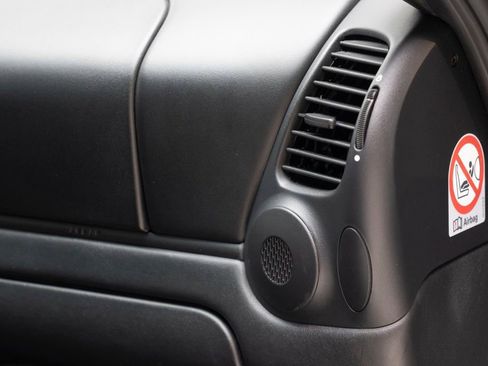 Used 2004 Porsche 911 Carrera 4S image 38