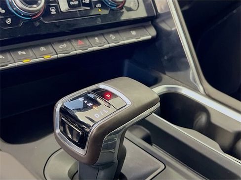 Used 2024 GMC Sierra 1500 Denali image 17