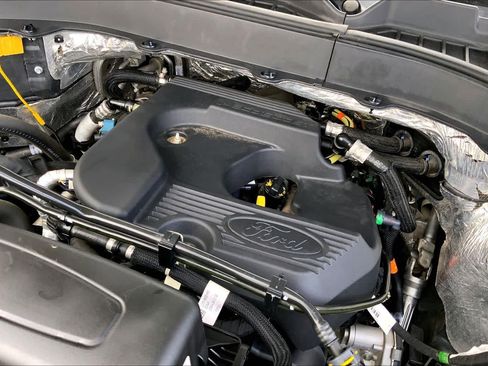 Certified 2020 Ford Explorer XLT image 29