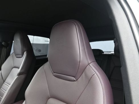 Certified 2025 Porsche Cayenne S image 15