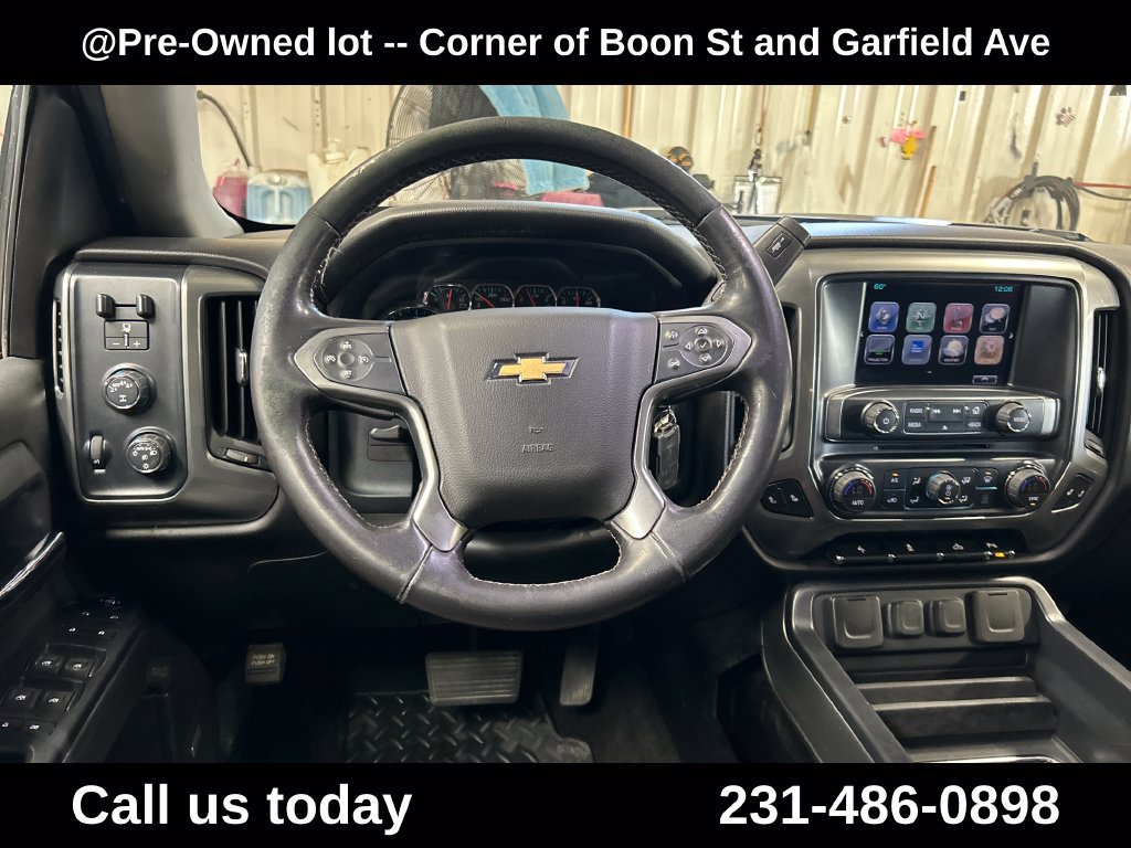 Used 2018 Chevrolet Silverado 1500 LT w/ All Star Edition AWD/4WD image 17