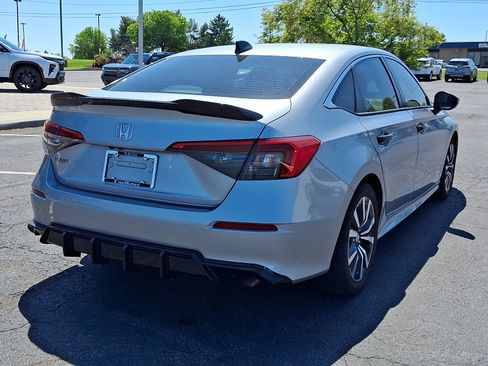 Used 2023 Honda Civic EX image 6