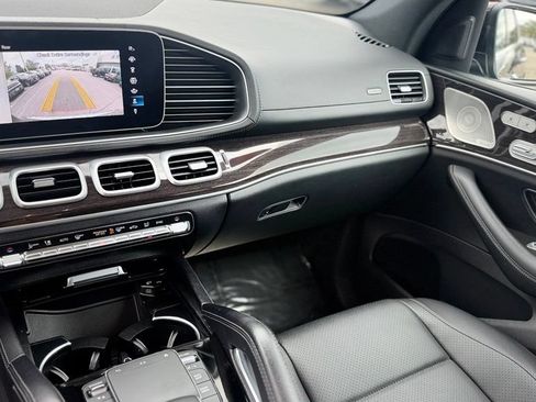 Used 2022 Mercedes-Benz GLS 450 4MATIC image 19