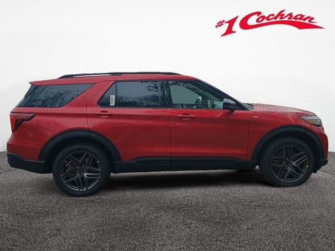New 2026 Ford Explorer ST-Line w/ ST-Line Street Pack image 8