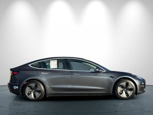 Used 2020 Tesla Model 3 image 3