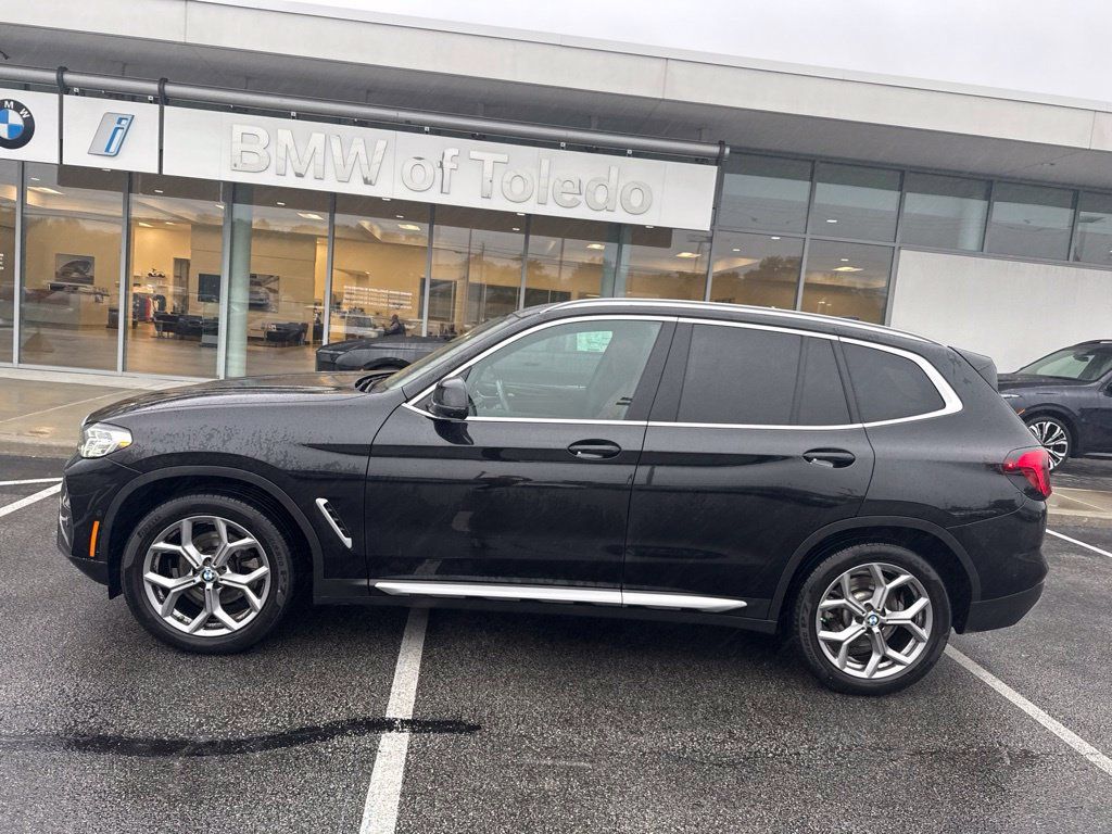 Used 2024 BMW X3 xDrive30i w/ Convenience Package AWD/4WD image 4
