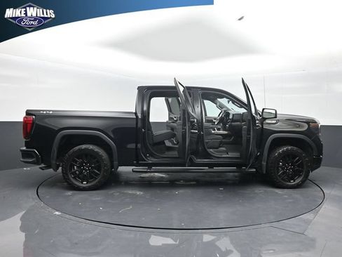 Used 2024 GMC Sierra 1500 Elevation w/ LPO, Elevation Black Package AWD/4WD image 27