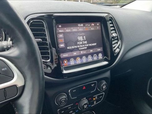 Used 2020 Jeep Compass Limited image 6